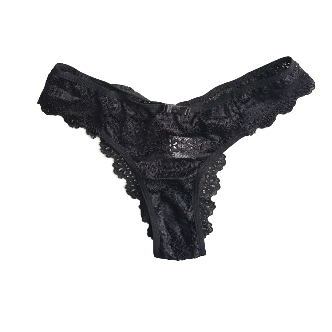 SOPHISTICATED PADDED BRA WITH LACE-DETAIL STRAPS, LACE THONG