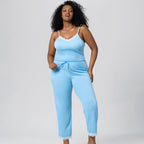 LIGHTWEIGHT PAJAMA SET WITH LACE DETAILS.