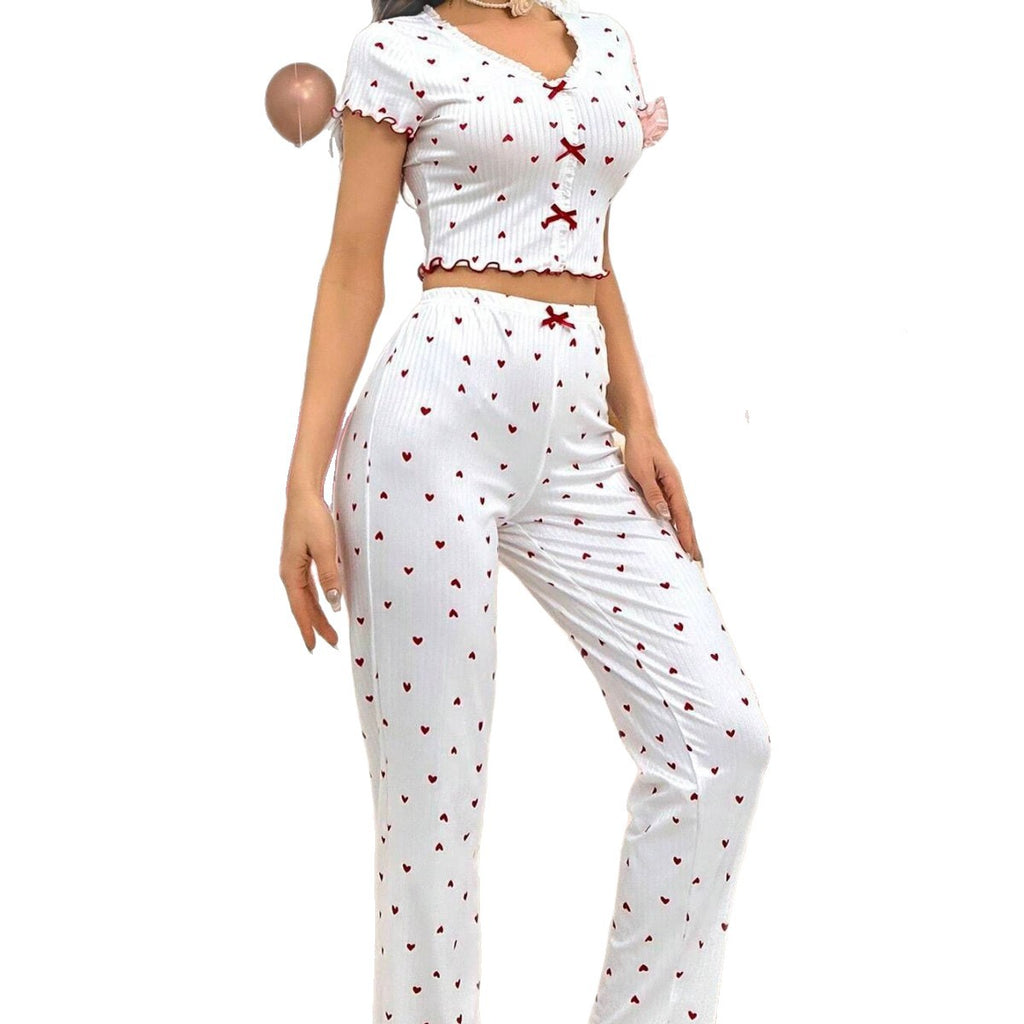 WOMEN’S TWO-PIECE PAJAMA SET WITH HEART PRINT AND V-NECK