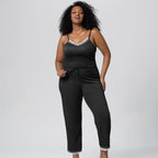 LIGHTWEIGHT PAJAMA SET WITH LACE DETAILS.