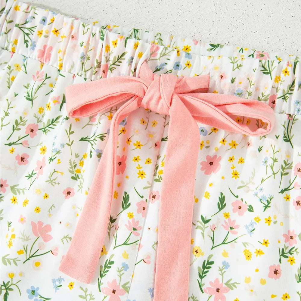 CASUAL WOMEN’S SET, MODERN AND VERSATILE.