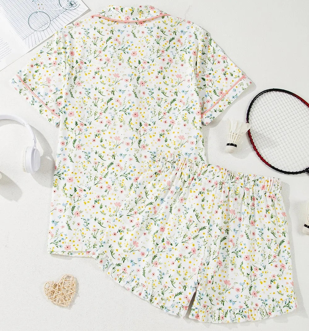 CASUAL WOMEN’S SET, MODERN AND VERSATILE.