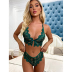 WOMEN’S SENSUAL LACE LINGERIE