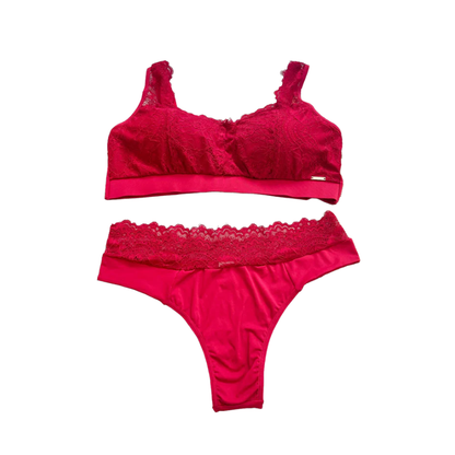 PLUS-SIZE LACE TOP LINGERIE WITH REMOVABLE PADDING, PANTY WITH DOUBLE BACK DESIGN