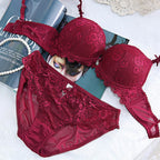 Women’s Lace Lingerie Set