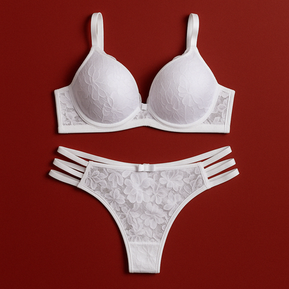 CROPPED BRA WITH FOAM BASE AND STRAPPY DETAILS, PANTIES WITH SIDE DETAILS