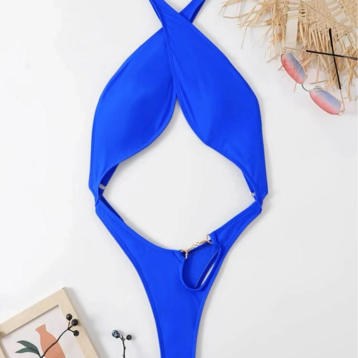 Solid color sexy strap one-piece sexy swimsuit