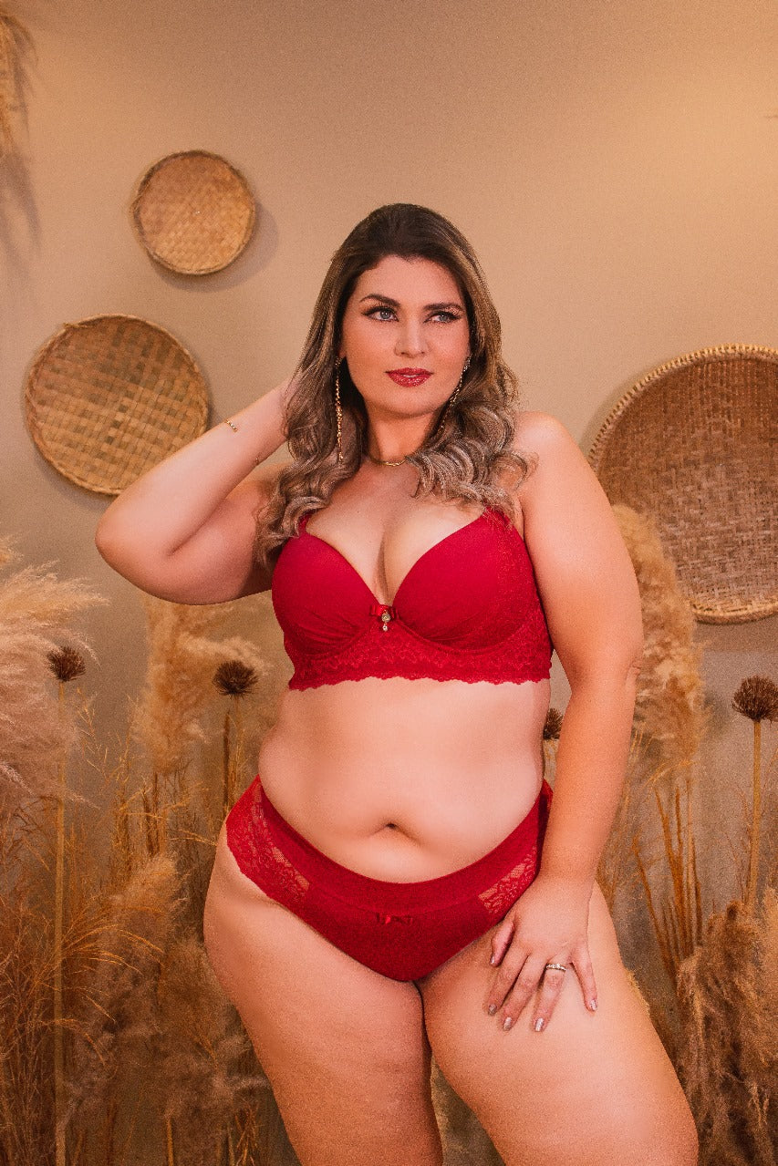 PLUS-SIZE LINGERIE SET IN MICROFIBER AND LACE
