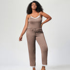 LIGHTWEIGHT PAJAMA SET WITH LACE DETAILS.