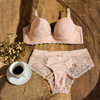 PLUS-SIZE LINGERIE SET IN MICROFIBER AND LACE