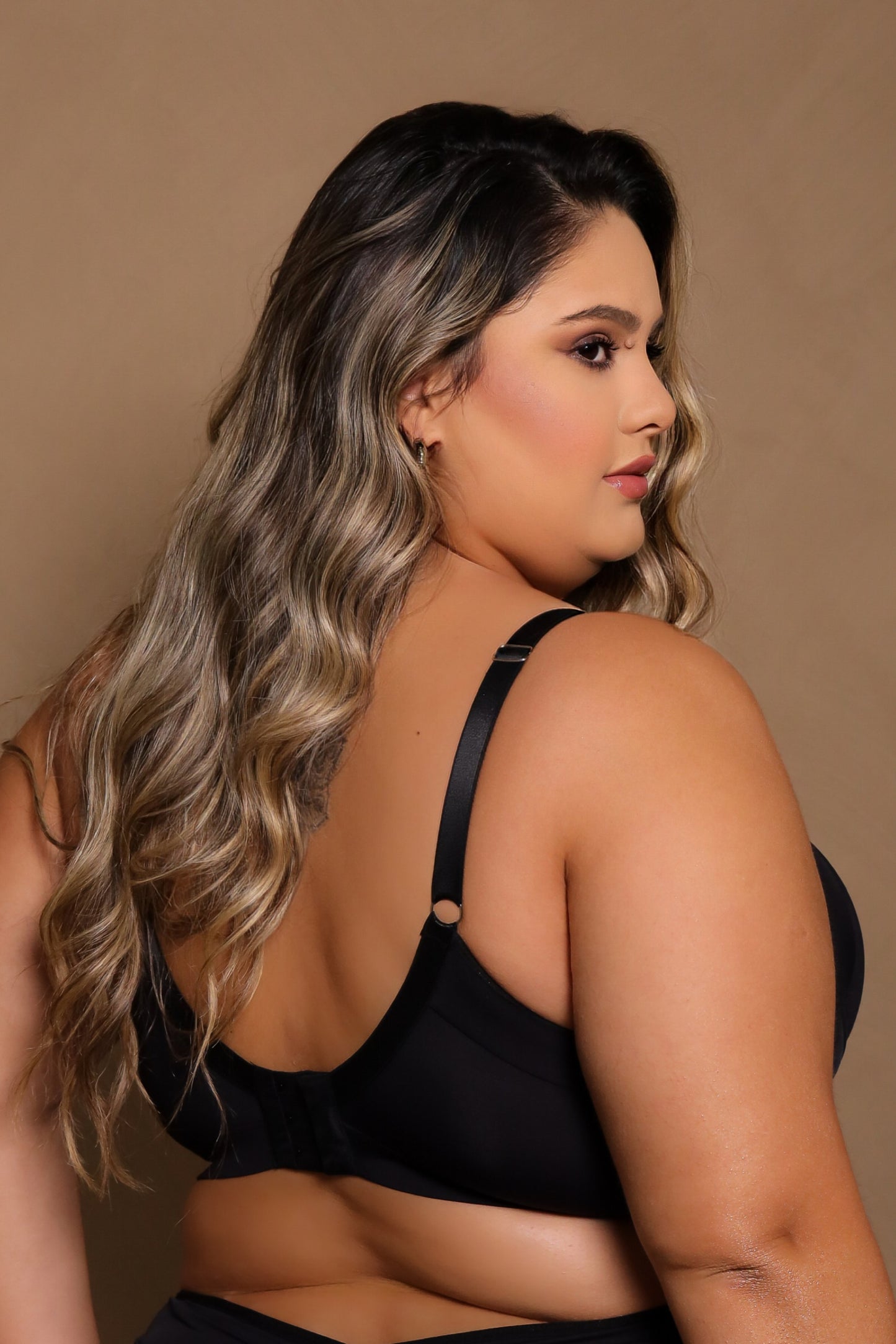 PLUS-SIZE SEPARATE BRA, EVERYDAY COMFORT, WITH BACK AND SIDE SUPPORT