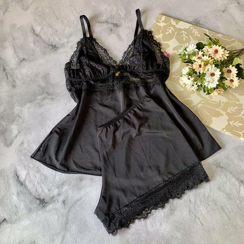 BABY DOLL IN LIGANET AND LACE FABRIC