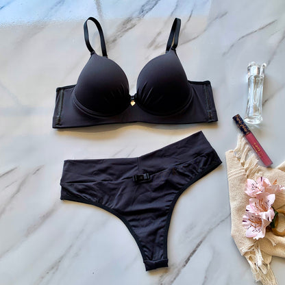 BASIC LINGERIE SET WITH FOAM BASE AND COVERED ELASTIC FOR COMFORT AND STYLE