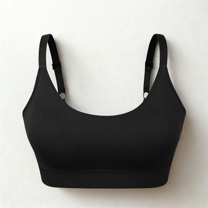 WOMEN'S SEAMLESS SPORTS BRA WITH PADDING.