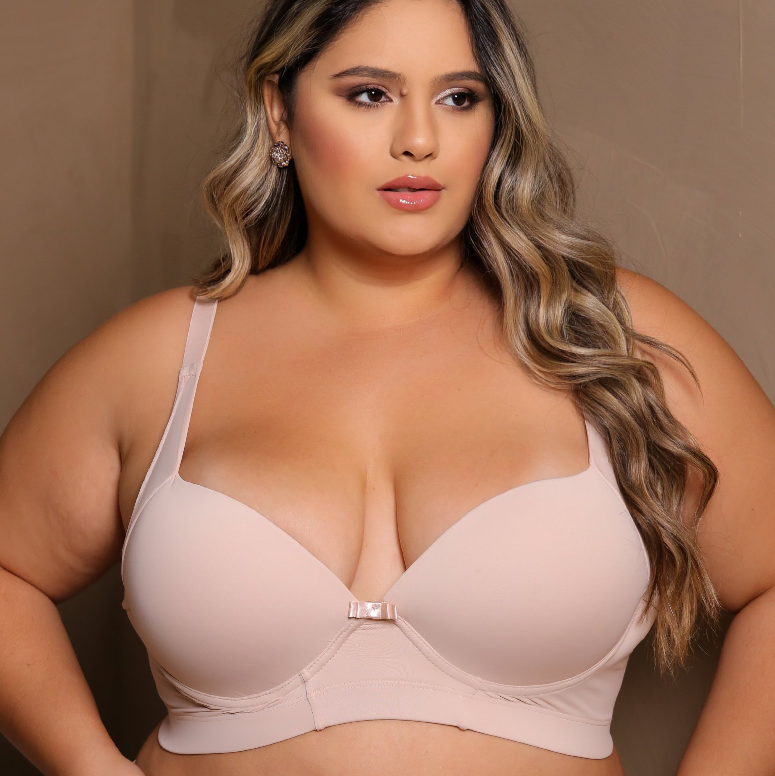 PLUS-SIZE SUPPORT BRA