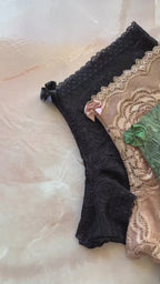 LACE CALEÇON PANTY WITH HIGHER WAIST AND COTTON LINING