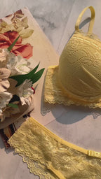 FULL LACE PADDED LINGERIE SET