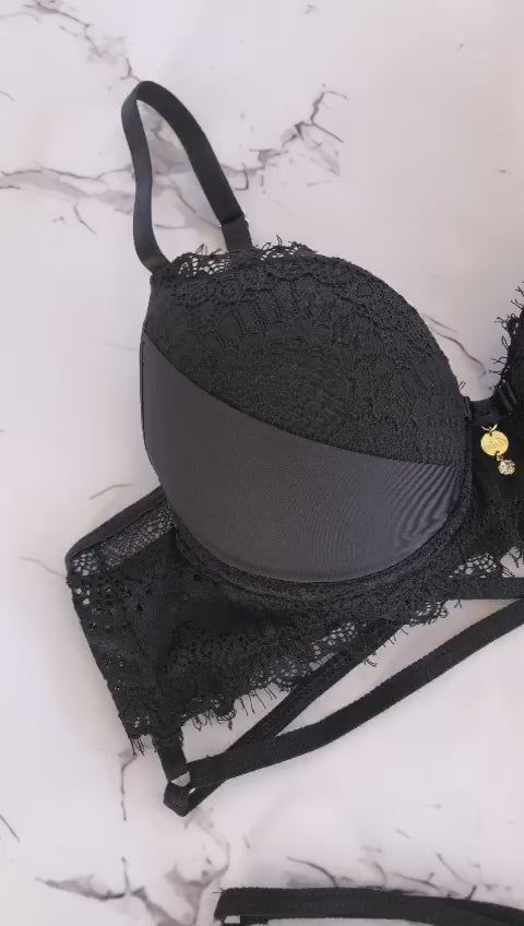 LACE CUTOUT BRA AND THONG SET