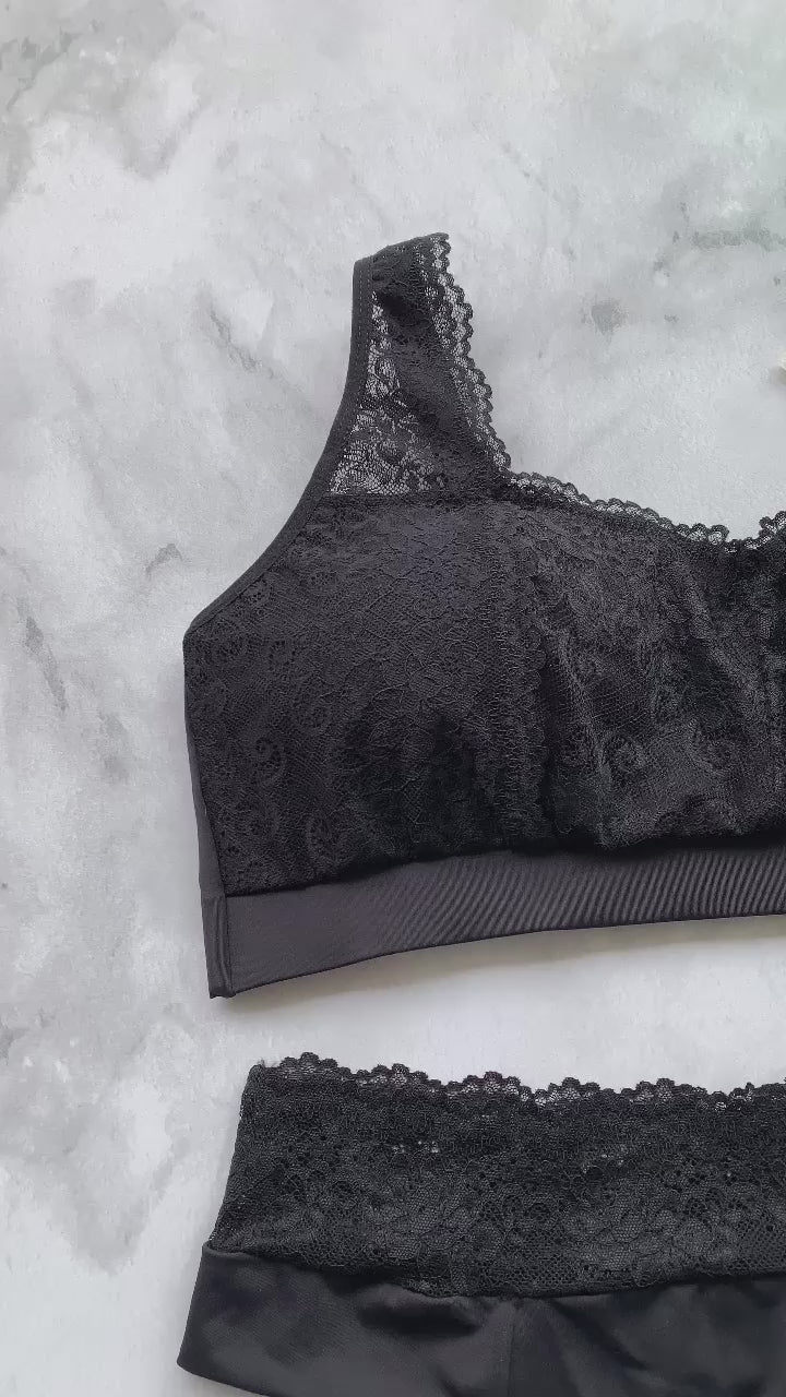 PLUS-SIZE LACE TOP LINGERIE SET