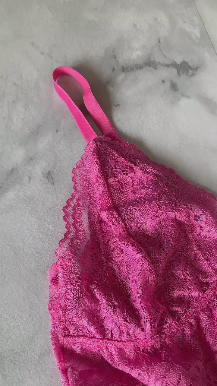 BABY DOLL IN LIGANET AND LACE FABRIC