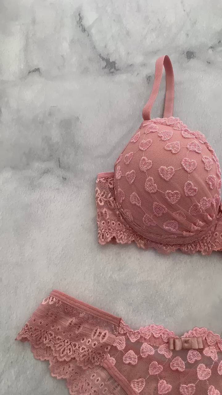 PADDED LACE LINGERIE SET